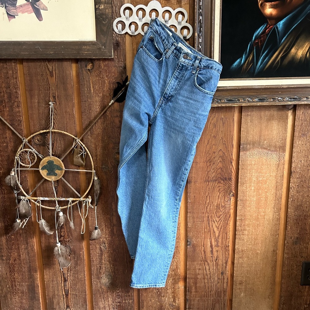 Levis 25x29 High Rise Slim Straight Denim Jeans Button Fly Tapered Leg